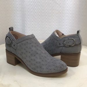 Sonoma Chisel Ankle Boots